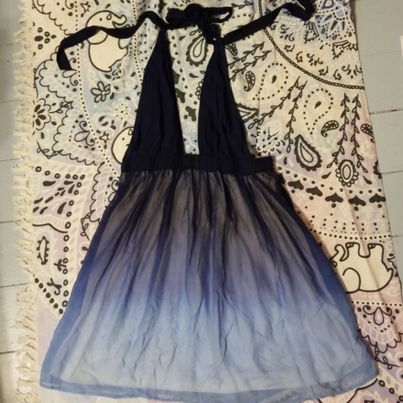 Alice + Olivia Dresses & Skirts - Alice + Olivia Silk Blue Ombre Halter Short Dress